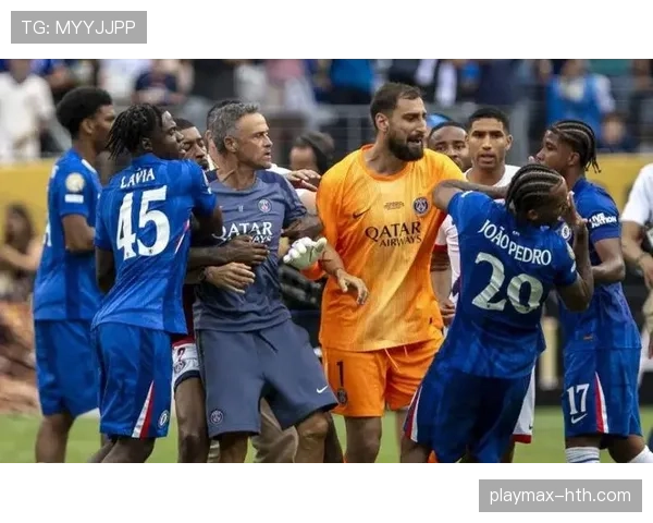 阿什拉夫·恩里克评价引热议，球队亟需重新审视战术策略与表现走势