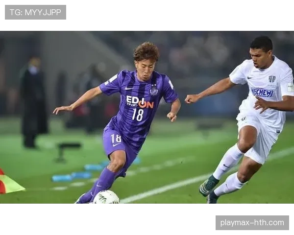 Lautaro战术跑位灵活性解析:近期表现稳健,持续提升进攻端威胁 Lautaro战术跑位灵活性解析:近期表现稳健,持续提升进攻端威胁